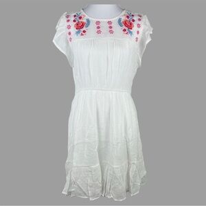 NEW Mine White Smocked Embroidered Boho Cottagecore Dress Size Large